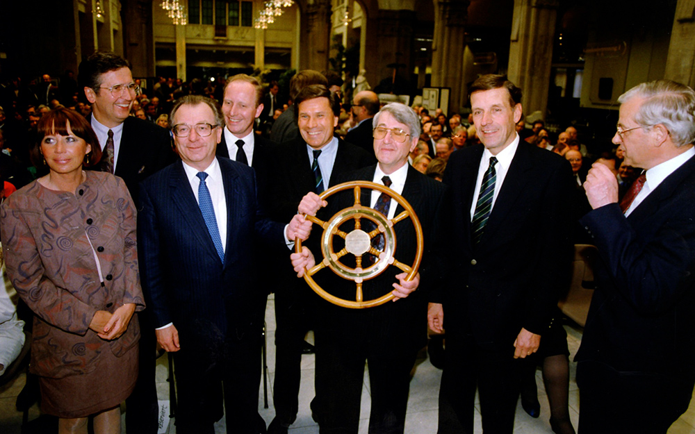 1990